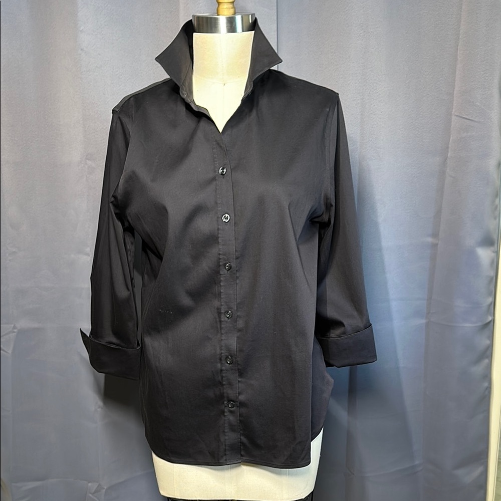 Chico's Black Button Down Shirt with Crisp Collar and Tailored Fit